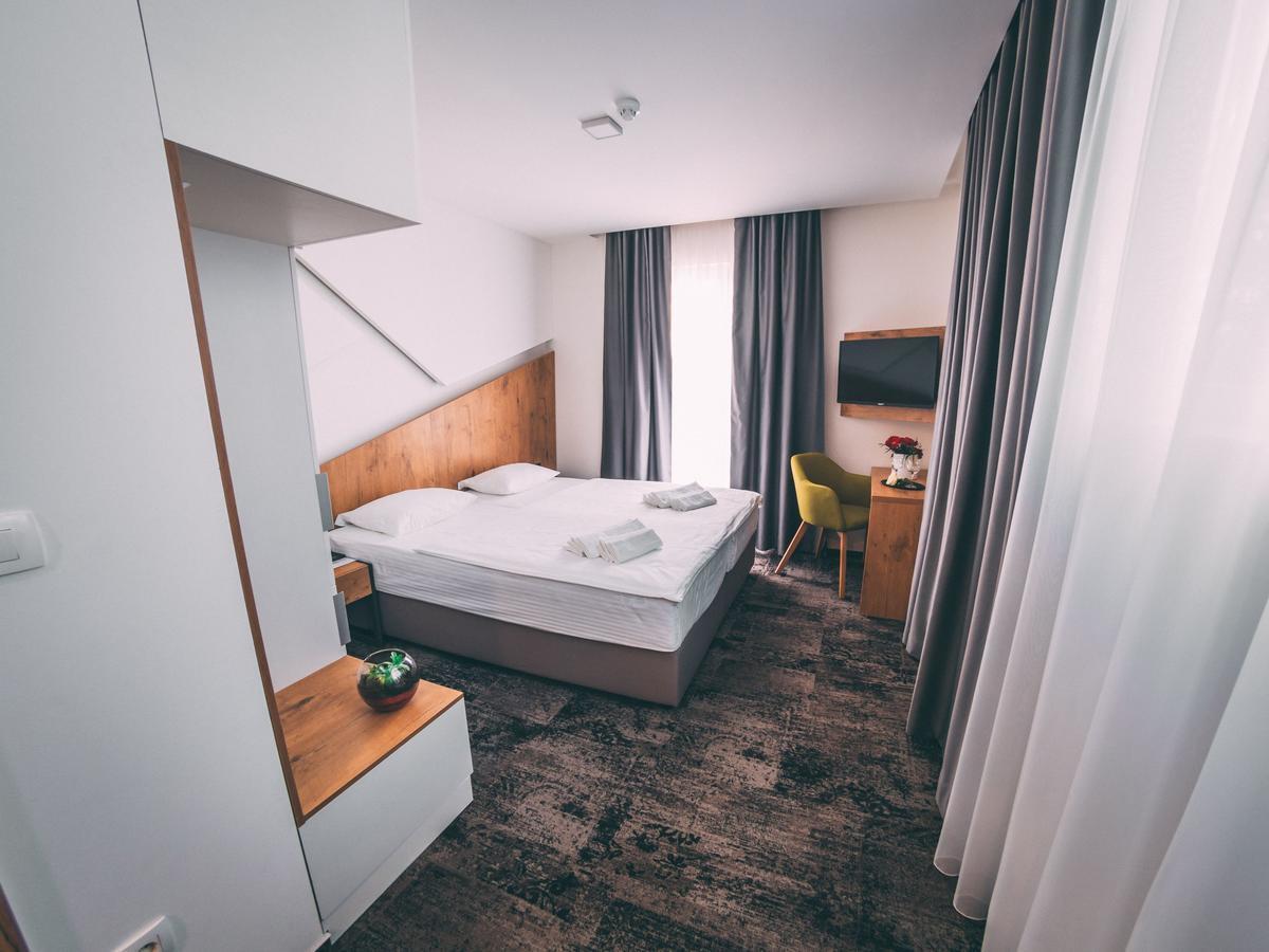 Orange Hotel Ilidža Kültér fotó